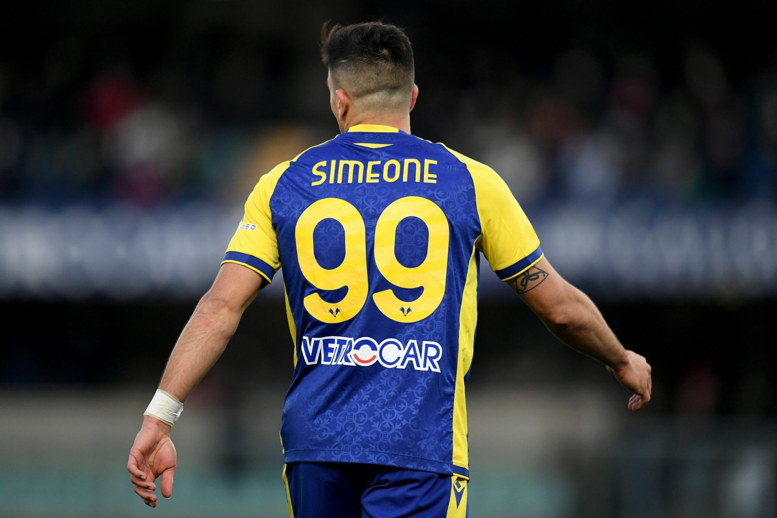 Oficial: Napoli anuncia contratação de Giovanni Simeone