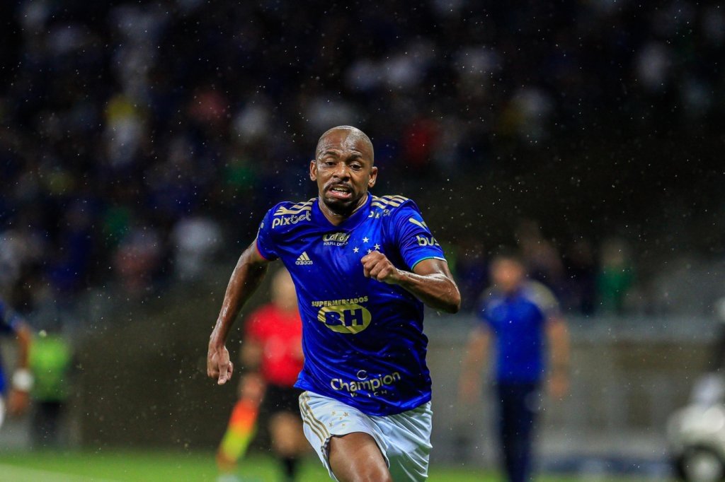 Waguininho pede rescisão de contrato com Cruzeiro; negociações estão travadas