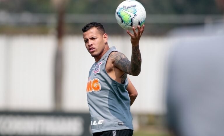 Cuiabá acerta a contratação de Sidcley, ex-Corinthians