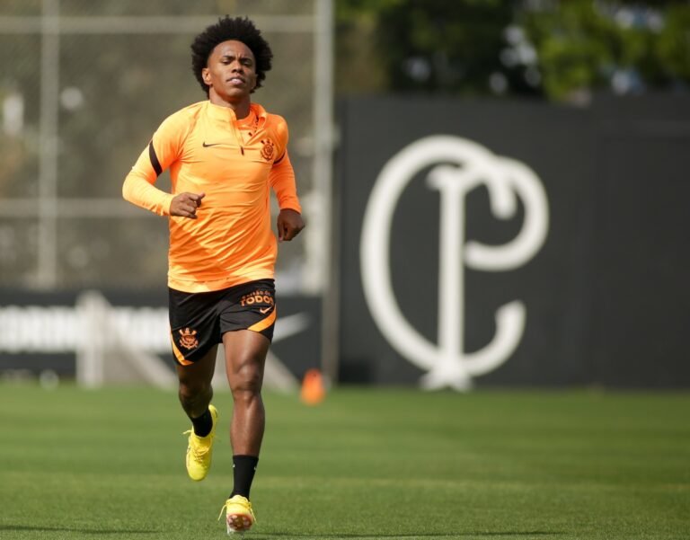 Willian negocia com Fulham e pode estar de saída do Corinthians