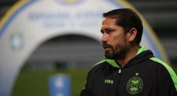 Gustavo Morínigo é mais um treinador no radar do Vasco; decisão será tomada nas próximas horas