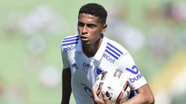 Cruzeiro acerta empréstimo de Rafael Santos ao Coritiba