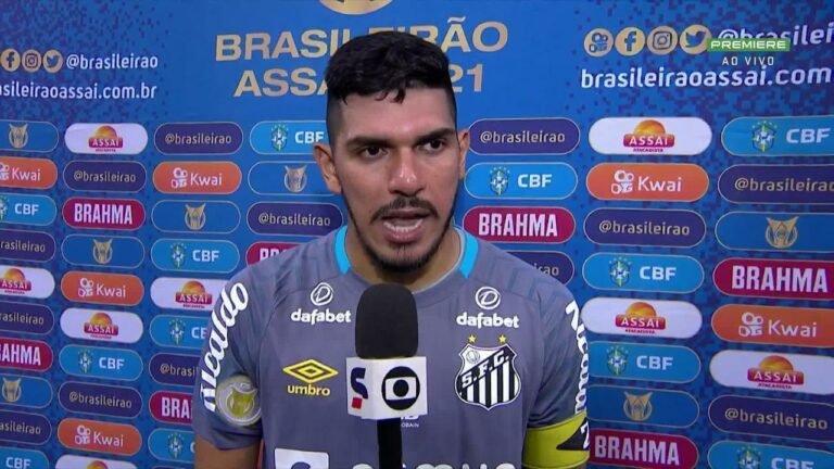 Após derrota, João Paulo isenta Lisca: “Assumo total responsabilidade”