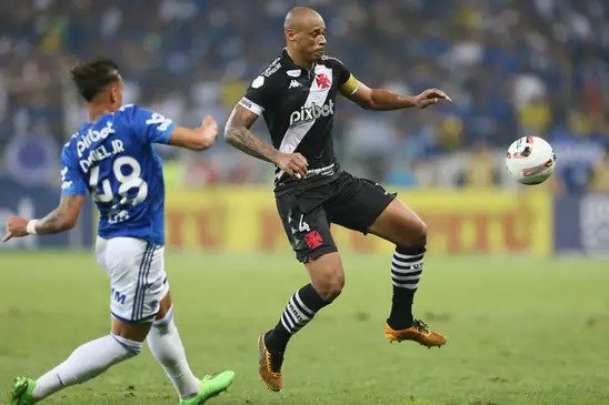 Anderson Conceição lamenta derrota e afirma que o foco é o jogo decisivo contra o Londrina
