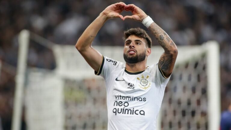 Lei do ex: Corinthians tem quatro jogadores com passagem pelo Internacional