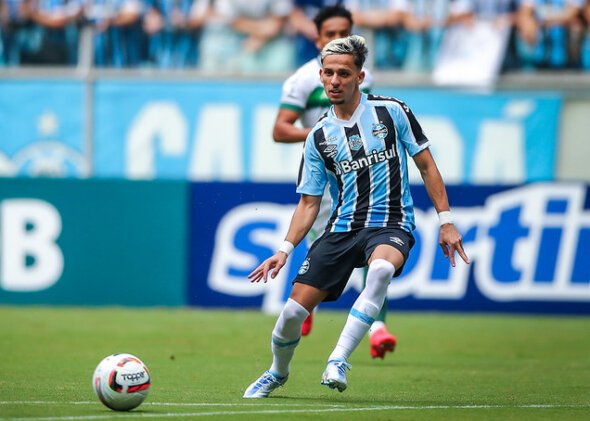 Renato Portaluppi altera instruções para os atacantes do Grêmio