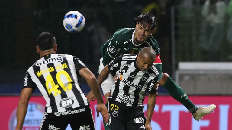 Palmeiras estuda logística para não ter desfalques diante o Atlético-MG