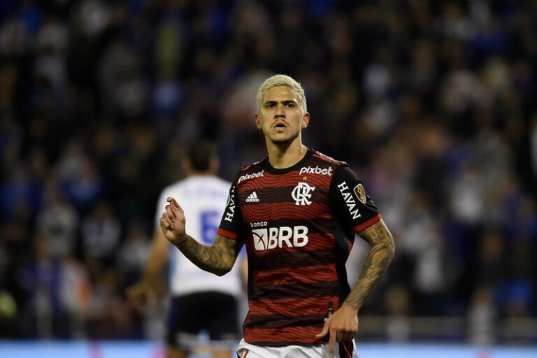 No radar de Tite e em alta no Flamengo, Pedro descarta Europa
