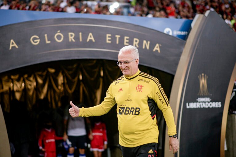 Tite elogia trabalho de Dorival Júnior no Flamengo