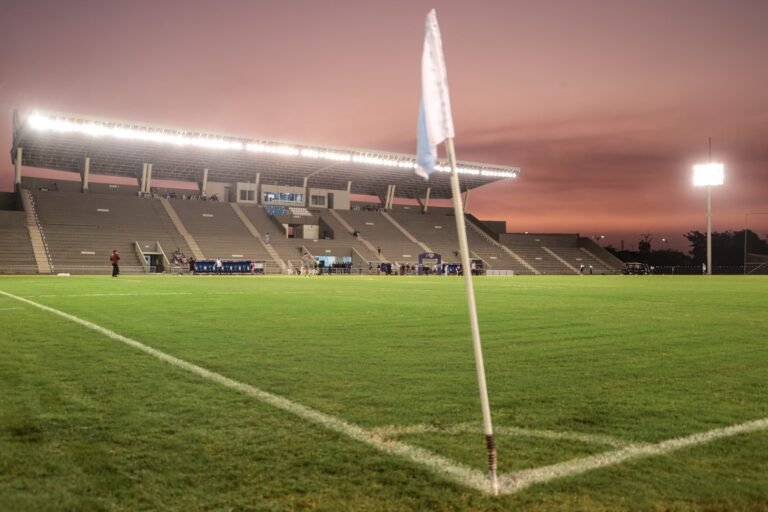 Athletico faz vistoria técnica em Guayaquil e define local de treinamento para final da Libertadores