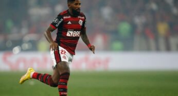 Botafogo ainda mantém conversas por Rodinei, do Flamengo