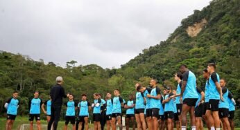 Com ausência e novidades, Botafogo divulga lista de relacionados para o confronto contra o Goiás; veja