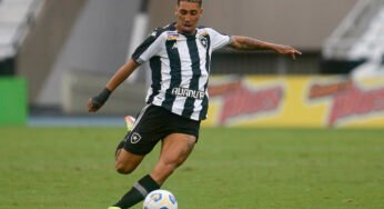 Botafogo promove joia de 17 anos para os profissionais