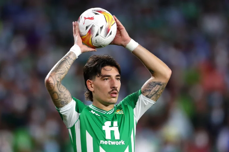 Bellerín aceita redução salarial para jogar no Barcelona