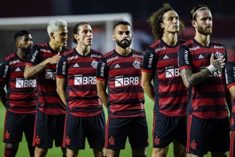 Braz comenta sobre renovação de dois titulares do Flamengo