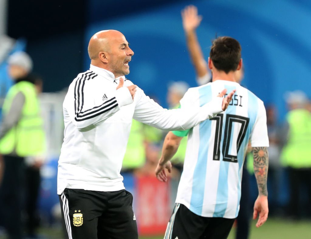 Sampaoli elogia Messi e fala sobre liderança na Seleção: “É um líder silencioso”