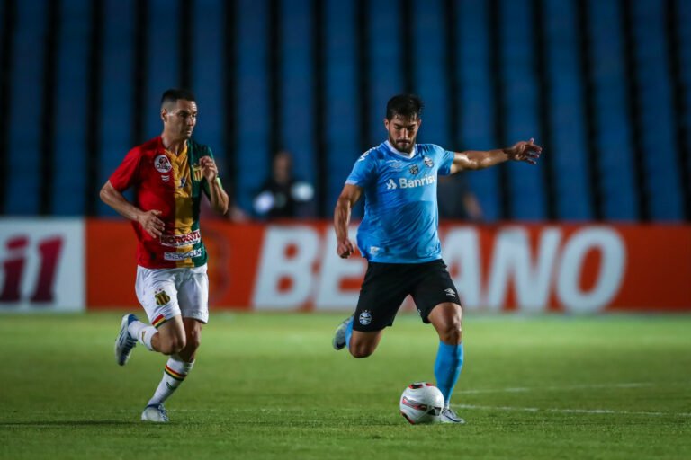 Grêmio perde no Maranhão e mantém campanha ruim fora de casa