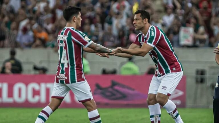 Cano alcança 34 gols e iguala temporada mais artilheira de Fred pelo Fluminense