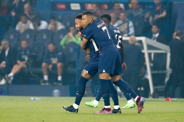 Neymar e Mbappé tem novo desentendimento no PSG