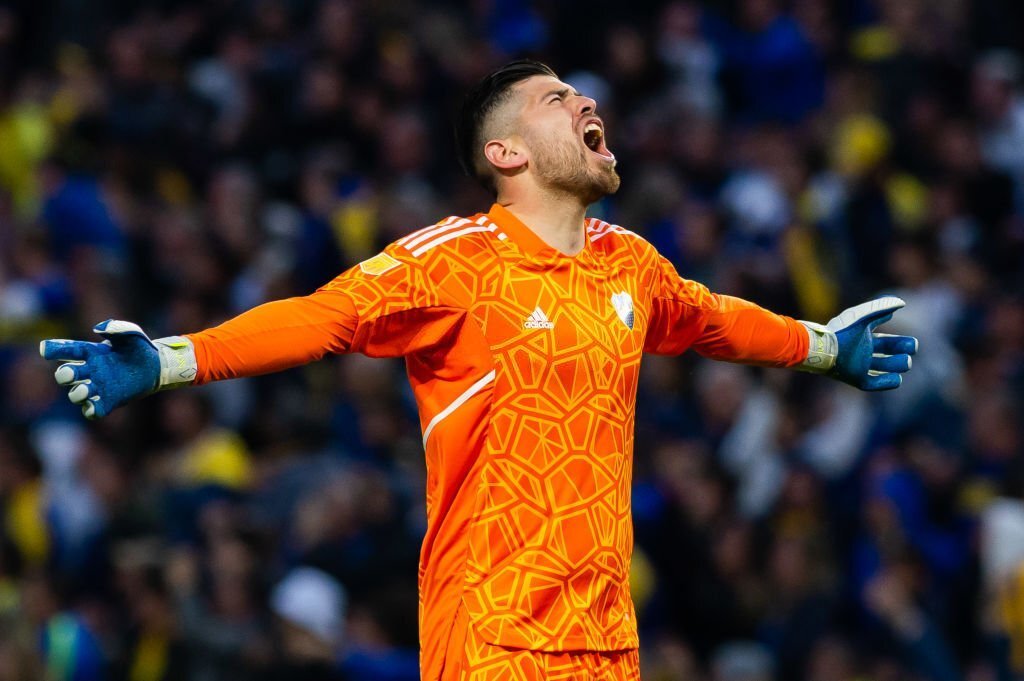 Flamengo tem conversas avançadas para contratar Agustín Rossi