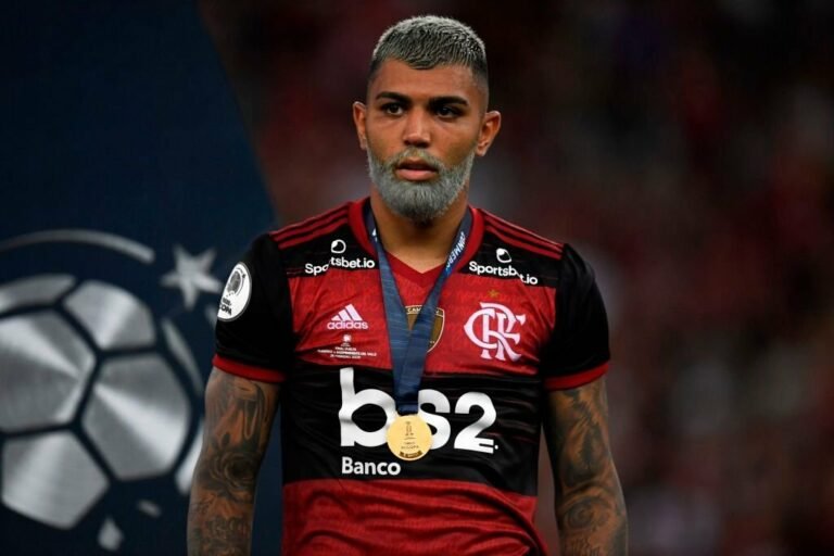 Flamengo acumula retrospecto negativo em finais no Maracanã