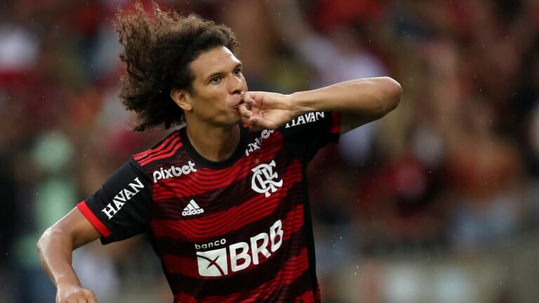 Arão não descarta retorno ao Flamengo: “Não sei dizer se meu ciclo encerrou”