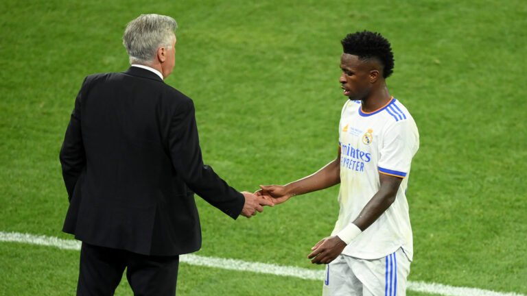 Carlo Ancelotti fala sobre personalidade e atuação de Vinicius Junior nos gramados