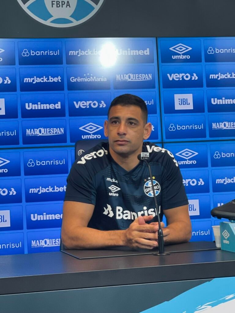 Diego Souza não tem permanência garantida no Grêmio em 2023