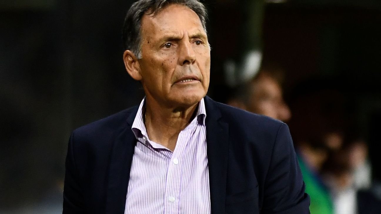Com negativa de Bielsa, Santos tem mais uma alternativa Argentina