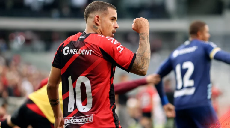 Cruzeiro demonstra interesse em Terans, do Athletico-PR