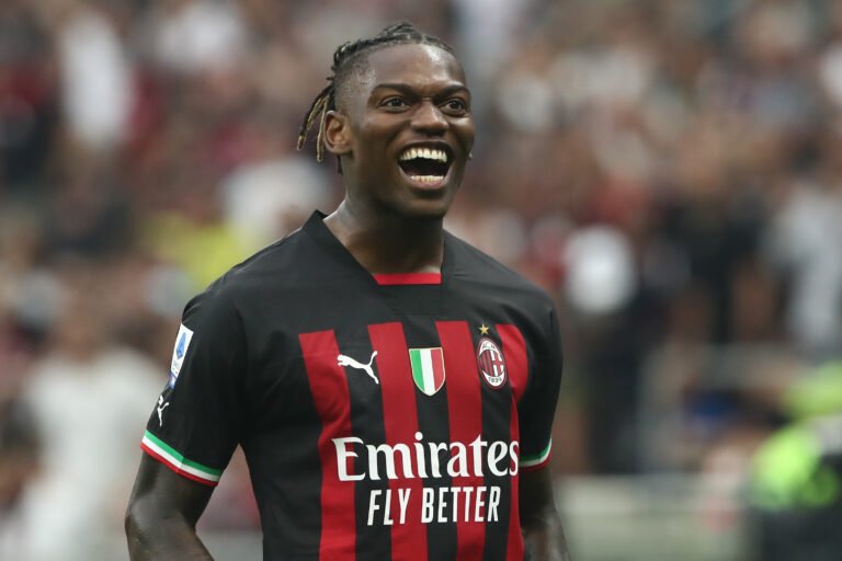 Manchester City mostra interesse em Rafael Leão