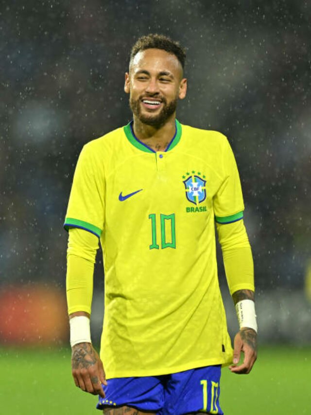 Os jogadores com mais assistências por seleções no século XXI