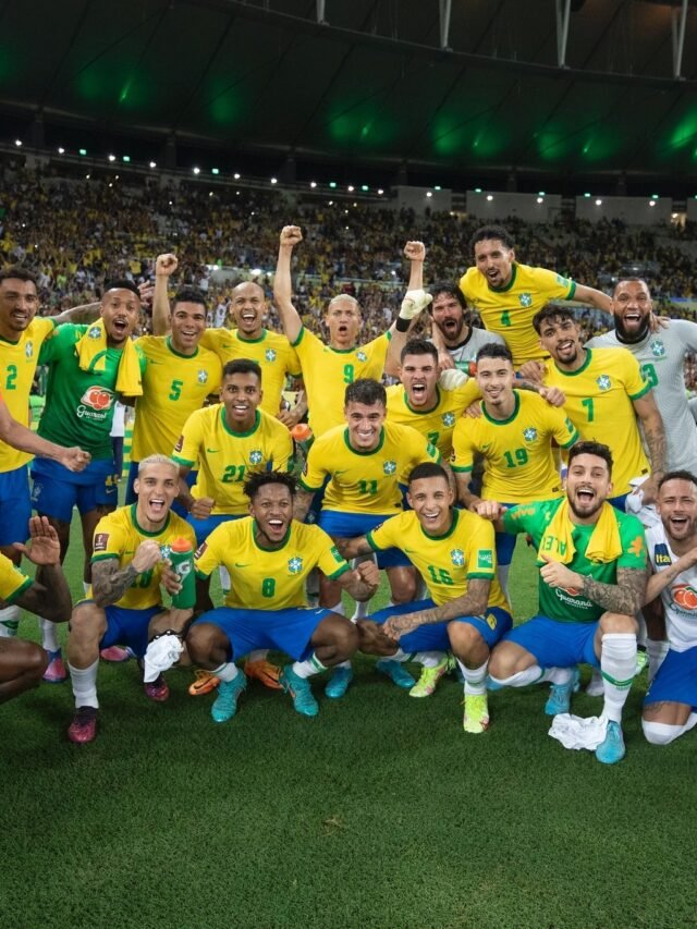 jogadores-da-selecao-brasileira-agradecem-aos-torcedores-no-maracana-apos-4-a-0-no-chile-1648174900628_v2_4x3