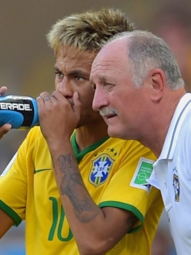 neymar-conversa-com-felipao-escondendo-a-boca-para-evitar-leituras-labiais-1403977939418_956x500