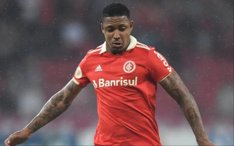 David volta ao radar do São Paulo, que prepara oferta de empréstimo