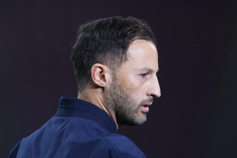 Oficial: RB Leipzig demite Domenico Tedesco, após derrota para o Shakhtar
