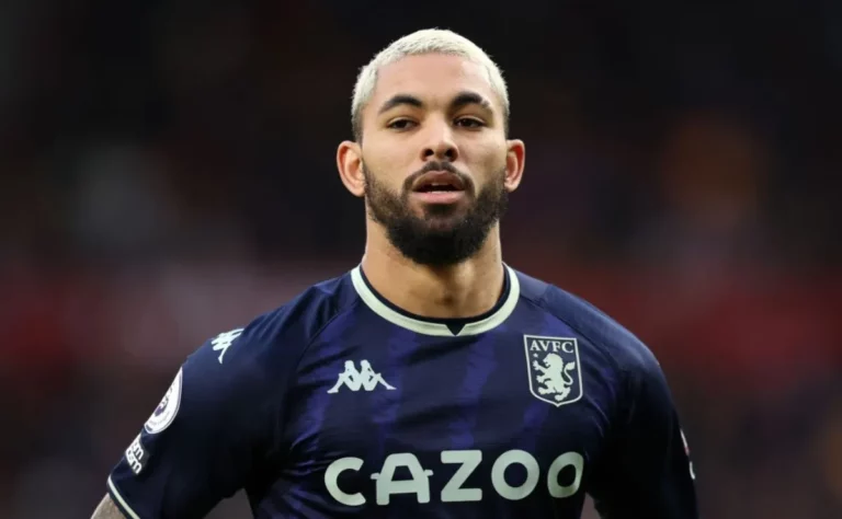 Aston Villa define preço de Douglas Luiz; Arsenal e Liverpool monitoram