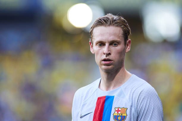 Manchester United planeja contratar Bellingham e De Jong para o meio de campo em 2023