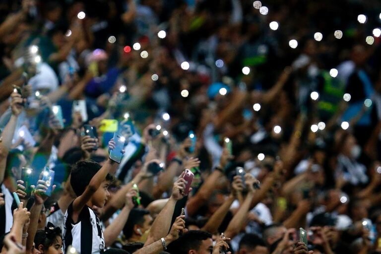 CBF nega pedido de Botafogo para confronto contra o Internacional ser transferido para Brasília