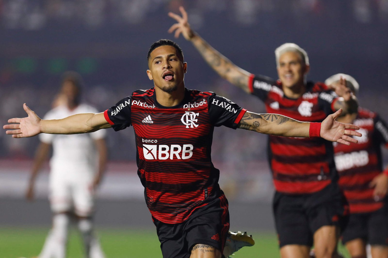 MC Poze aposta bolada em título do Flamengo na Copa do Brasil - Lance!