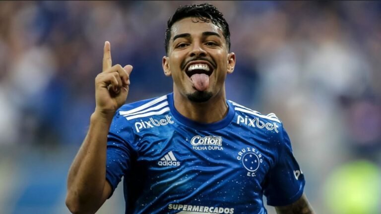 Corinthians prepara oferta para contratar Matheus Bidu