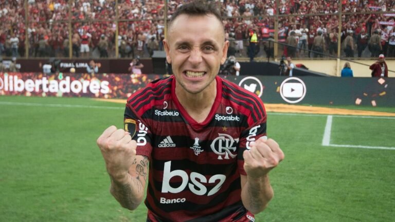 Craque do futebol mundial tentou ‘melar’ negociação entre Rafinha e Flamengo