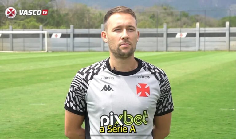 Vasco anuncia treinador especialista em jogadas de bolas paradas