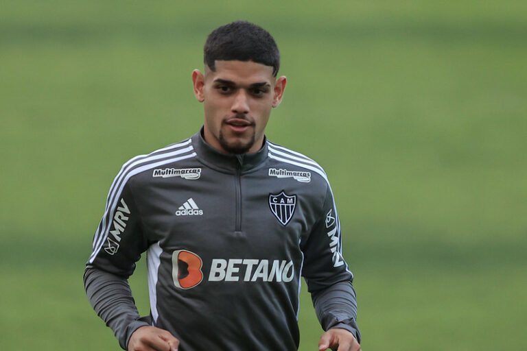 Rubens fala sobre pênalti perdido na Libertadores e afirma ter superado a eliminação