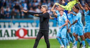 Renato Portaluppi elogia Douglas Costa, mas nega o retorno do jogador ao Grêmio: “Não tem nada”