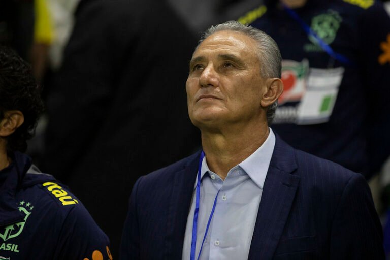 Atual técnico da Seleção Brasileira, Tite é o favorito para assumir o Atlético em 2023