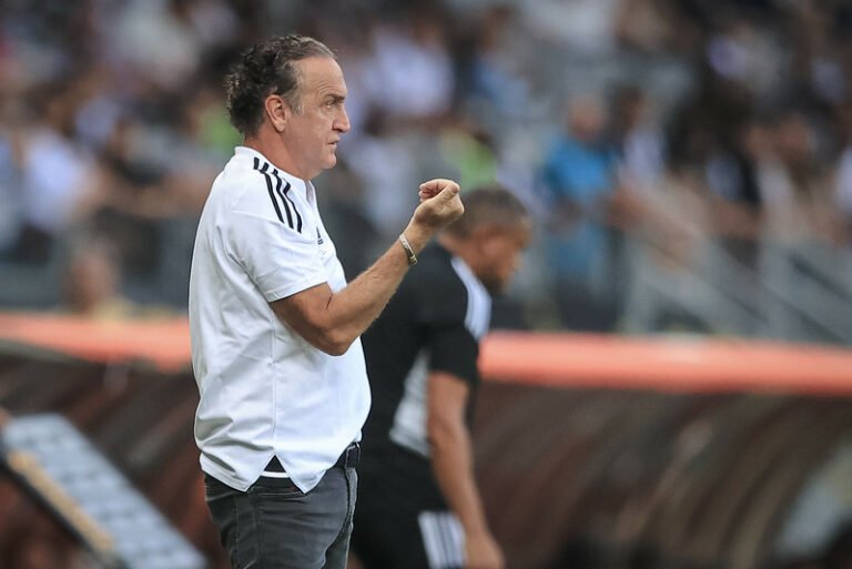 Cuca fala sobre apoio da torcida do Atlético e vitória do Galo