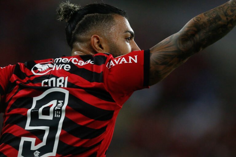 Sevilla pode oferecer R$ 125 milhões para ter Gabigol em 2023