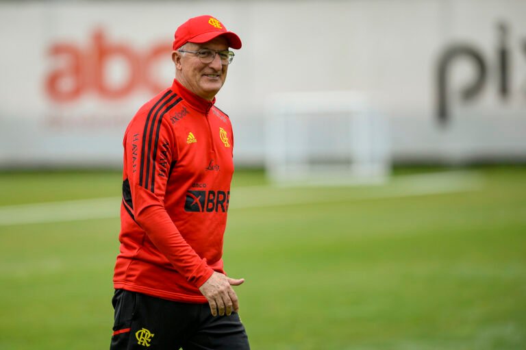 Dorival treina titulares neste sábado e pode comandar reservas contra Cuiabá