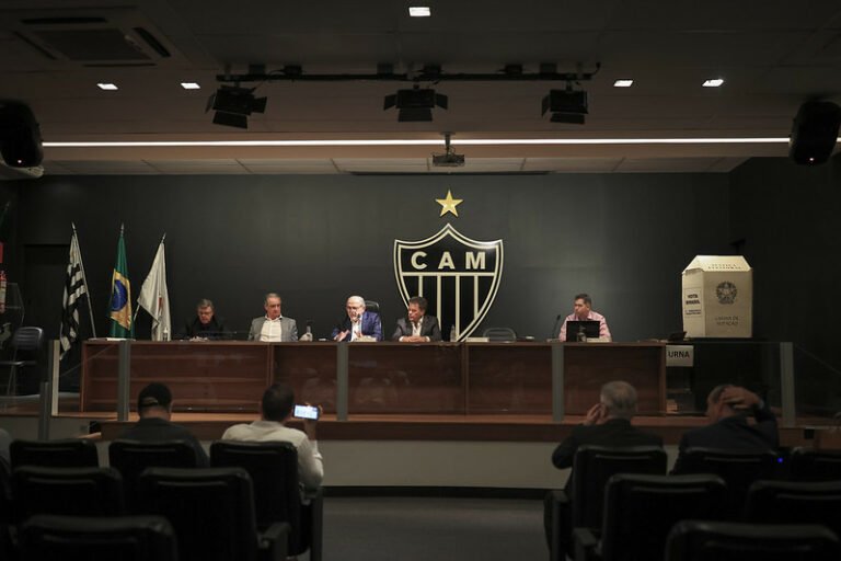 Atlético-MG planeja se tornar SAF já com proposta de investidores em mãos